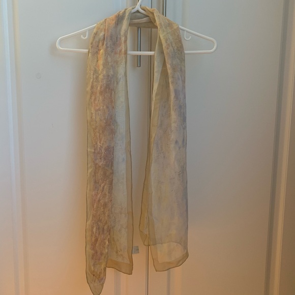 Art Gallery of Ontario Scarf - Picture 3 of 3